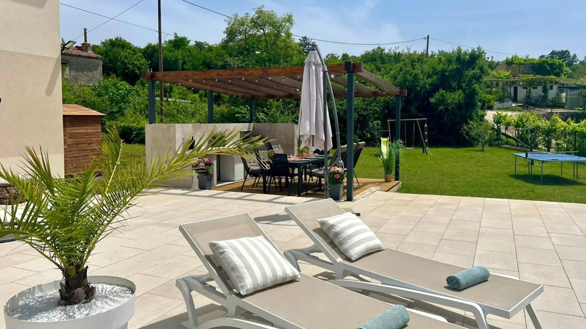 Holiday home Holiday House Marlen With A Private Pool In Labin Vinez